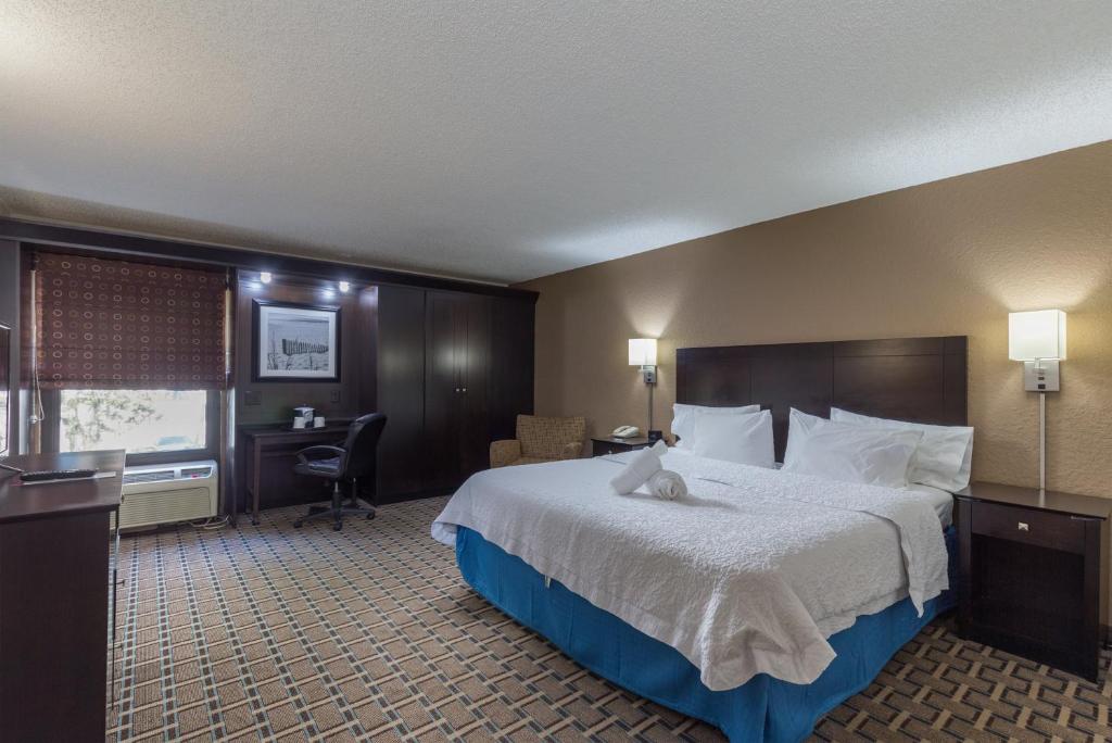 Room image 1